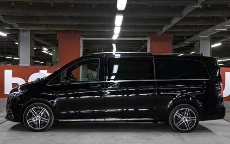 Mercedes-Benz V-Класс, 2024 год, 32 000 000 рублей, 8 фотография