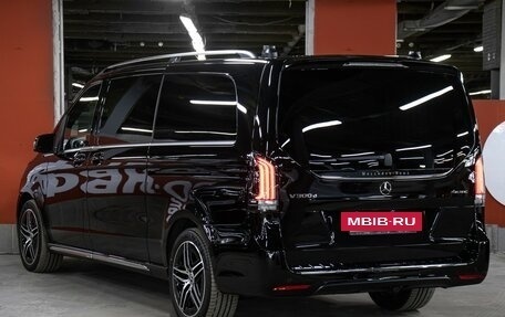 Mercedes-Benz V-Класс, 2024 год, 32 000 000 рублей, 7 фотография