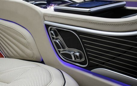 Mercedes-Benz V-Класс, 2024 год, 32 000 000 рублей, 26 фотография