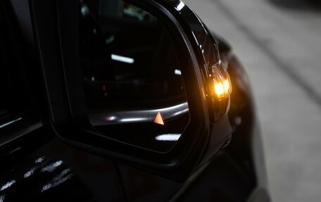 Mercedes-Benz V-Класс, 2024 год, 32 000 000 рублей, 31 фотография