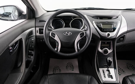 Hyundai Avante, 2011 год, 1 049 000 рублей, 15 фотография