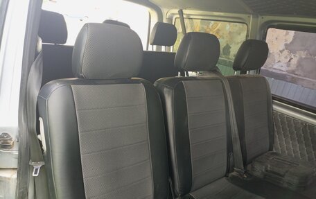 Volkswagen Transporter T5 рестайлинг, 2009 год, 1 000 000 рублей, 1 фотография