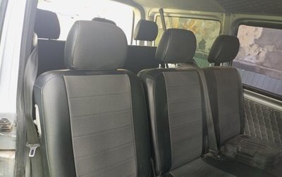 Volkswagen Transporter T5 рестайлинг, 2009 год, 1 000 000 рублей, 1 фотография