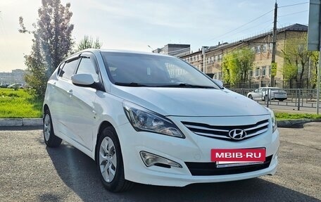 Hyundai Solaris II рестайлинг, 2015 год, 1 050 000 рублей, 15 фотография