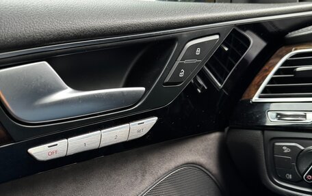 Audi A8, 2010 год, 1 650 000 рублей, 6 фотография