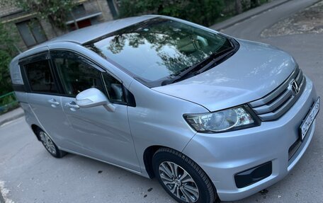 Honda Freed I, 2012 год, 1 250 000 рублей, 5 фотография