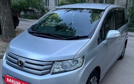 Honda Freed I, 2012 год, 1 250 000 рублей, 11 фотография