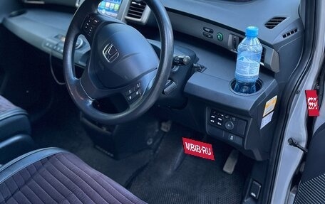 Honda Freed I, 2012 год, 1 250 000 рублей, 13 фотография
