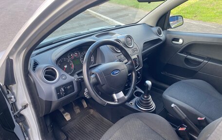 Ford Fiesta, 2008 год, 296 000 рублей, 19 фотография