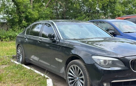 BMW 7 серия, 2010 год, 1 100 000 рублей, 2 фотография