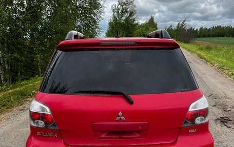 Mitsubishi Outlander III рестайлинг 3, 2005 год, 550 000 рублей, 5 фотография