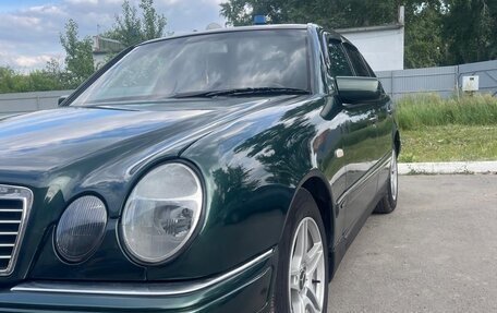 Mercedes-Benz E-Класс, 1997 год, 715 000 рублей, 6 фотография