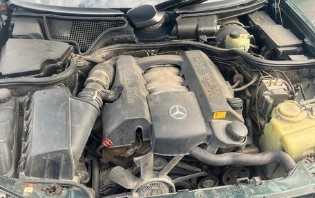 Mercedes-Benz E-Класс, 1997 год, 715 000 рублей, 13 фотография