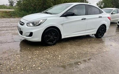 Hyundai Solaris II рестайлинг, 2013 год, 870 000 рублей, 1 фотография