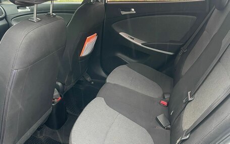 Hyundai Solaris II рестайлинг, 2013 год, 870 000 рублей, 7 фотография