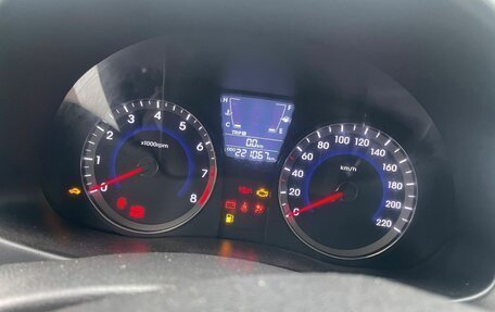Hyundai Solaris II рестайлинг, 2013 год, 870 000 рублей, 6 фотография