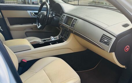 Jaguar XF I рестайлинг, 2013 год, 1 890 000 рублей, 10 фотография