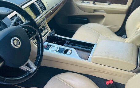 Jaguar XF I рестайлинг, 2013 год, 1 890 000 рублей, 17 фотография