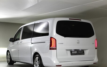 Mercedes-Benz V-Класс, 2014 год, 3 350 000 рублей, 6 фотография