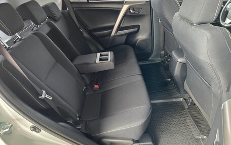 Toyota RAV4, 2017 год, 2 369 000 рублей, 26 фотография