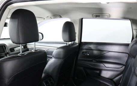 Mitsubishi Outlander III рестайлинг 3, 2019 год, 2 297 000 рублей, 12 фотография