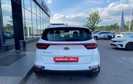 KIA Sportage IV рестайлинг, 2018 год, 1 880 000 рублей, 7 фотография