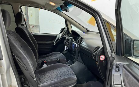 Opel Zafira A рестайлинг, 2000 год, 320 000 рублей, 26 фотография