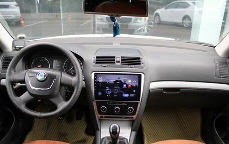 Skoda Octavia, 2011 год, 856 000 рублей, 11 фотография