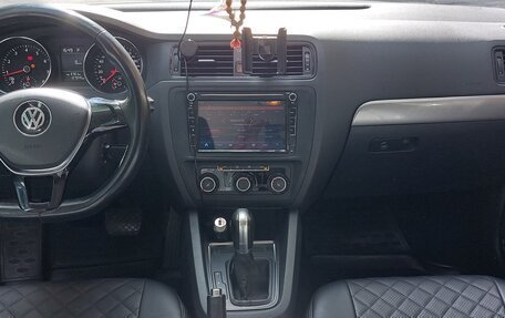 Volkswagen Jetta VI, 2016 год, 1 346 000 рублей, 16 фотография