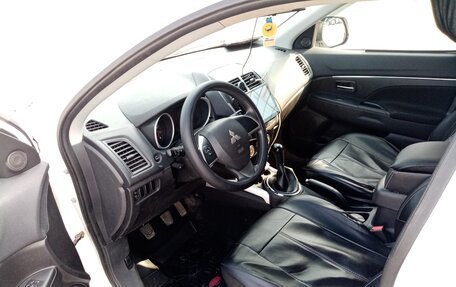 Mitsubishi ASX I рестайлинг, 2013 год, 900 000 рублей, 9 фотография