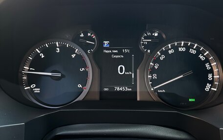 Toyota Land Cruiser Prado 150 рестайлинг 2, 2019 год, 5 900 000 рублей, 13 фотография