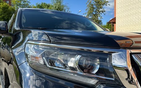 Toyota Land Cruiser Prado 150 рестайлинг 2, 2019 год, 5 900 000 рублей, 33 фотография