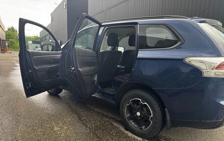 Mitsubishi Outlander III рестайлинг 3, 2014 год, 1 050 000 рублей, 9 фотография