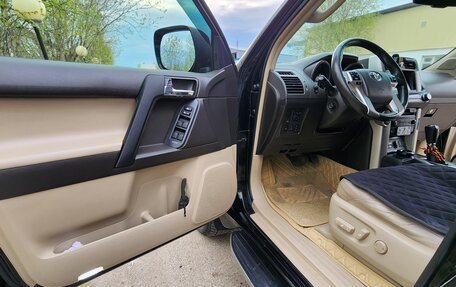 Toyota Land Cruiser Prado 150 рестайлинг 2, 2009 год, 2 900 000 рублей, 9 фотография