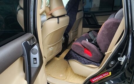 Toyota Land Cruiser Prado 150 рестайлинг 2, 2009 год, 2 900 000 рублей, 12 фотография