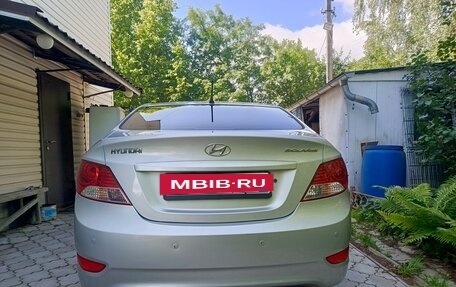 Hyundai Solaris II рестайлинг, 2013 год, 700 000 рублей, 6 фотография
