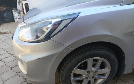 Hyundai Solaris II рестайлинг, 2013 год, 700 000 рублей, 11 фотография