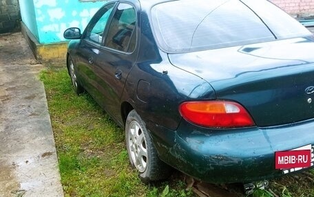 Hyundai Lantra II, 1996 год, 60 000 рублей, 2 фотография