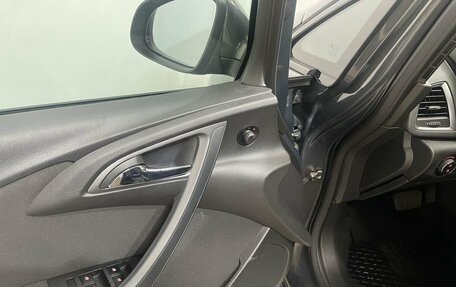 Opel Astra J, 2013 год, 925 000 рублей, 17 фотография