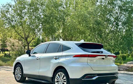 Toyota Harrier, 2022 год, 2 203 855 рублей, 4 фотография