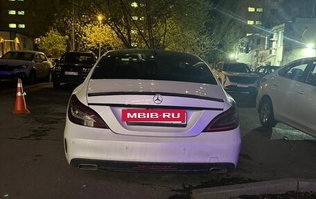 Mercedes-Benz CLS, 2015 год, 2 800 000 рублей, 2 фотография