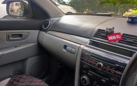 Mazda Axela, 2004 год, 390 000 рублей, 7 фотография
