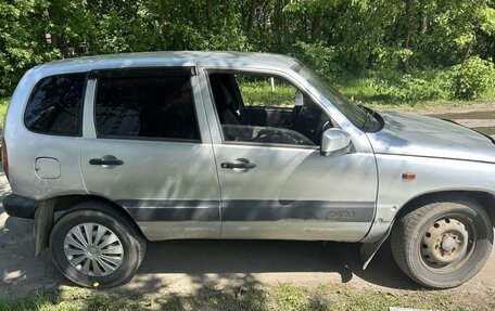 Chevrolet Niva I рестайлинг, 2006 год, 250 000 рублей, 3 фотография
