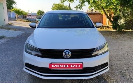 Volkswagen Jetta VI, 2014 год, 1 250 000 рублей, 2 фотография