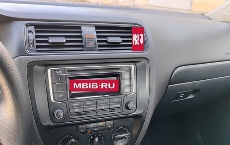 Volkswagen Jetta VI, 2014 год, 1 250 000 рублей, 13 фотография