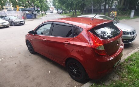 Hyundai Solaris II рестайлинг, 2011 год, 650 000 рублей, 2 фотография