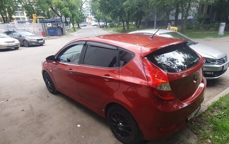 Hyundai Solaris II рестайлинг, 2011 год, 650 000 рублей, 10 фотография