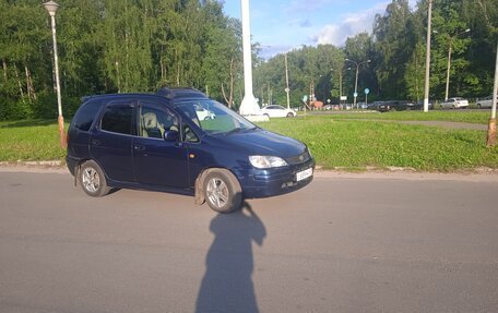 Toyota Corolla Spacio II, 1998 год, 457 000 рублей, 11 фотография