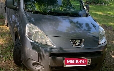 Peugeot Partner II рестайлинг 2, 2010 год, 585 000 рублей, 8 фотография