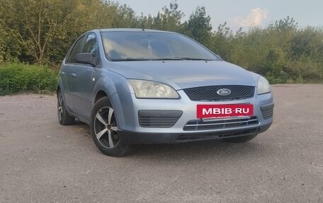 Ford Focus II рестайлинг, 2005 год, 450 000 рублей, 2 фотография